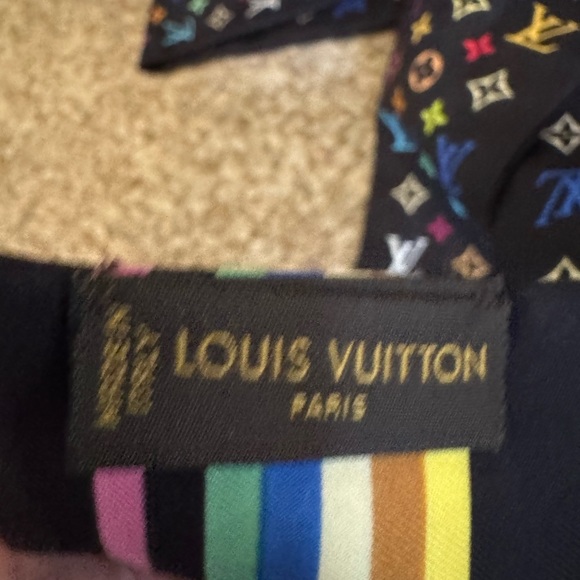 Louis Vuitton 2 Multicolor Bandeaus - Picture 6 of 8